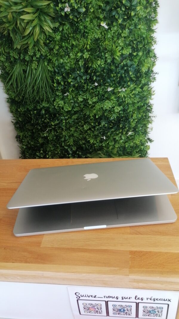 macbook pro 15"